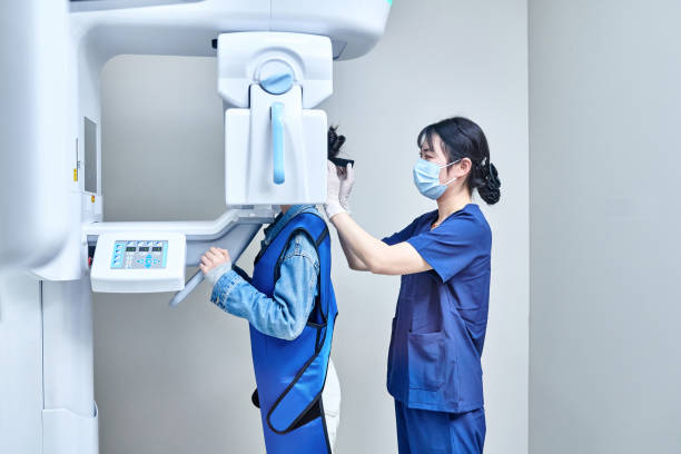 Best Emergency Dental Extractions in Greenacres, CA